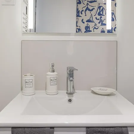 Bonappart 11 - Charme Napoleonien & Confort Apartment *