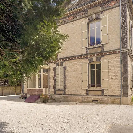Apartment Bonappart 11 - Charme Napoleonien & Confort Troyes